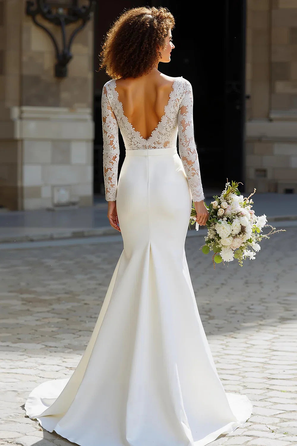 Graceful Mermaid/Trumpet Boat-Neck Long Sleeve Sweep Train Wedding Dress