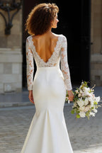 Graceful Mermaid/Trumpet Boat-Neck Long Sleeve Sweep Train Wedding Dress