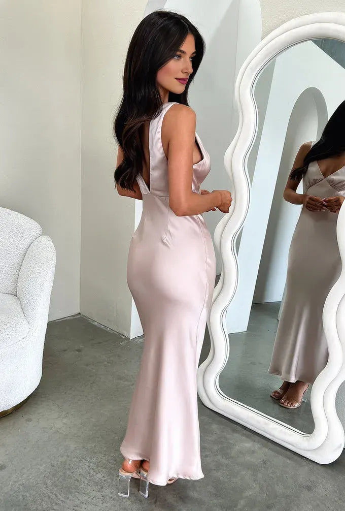 Graceful Sheath V-Neck Sleeveless Pleated Floor-Length Prom Dress