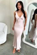 Graceful Sheath V-Neck Sleeveless Pleated Floor-Length Prom Dress