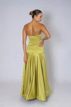 Graceful Strapless Sleeveless A-Line Pleated Floor-Length Prom Dress