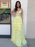 Graceful Sweetheart-Neck Sleeveless A-Line Tiered Sweep Train Prom Dress