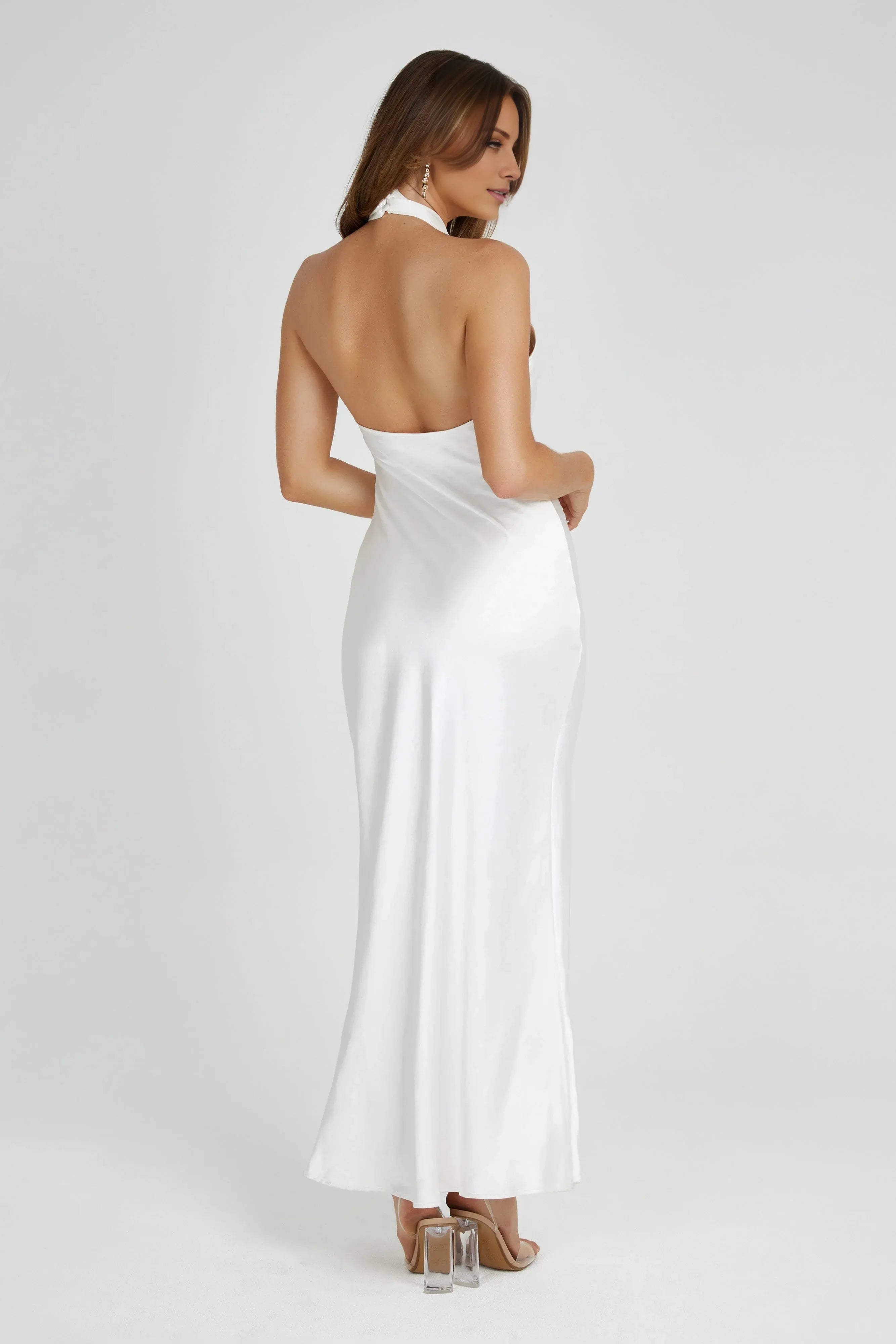 Halter Gown Elegant Prom Dresses For Ladies No Slit Backless Sleeveless Simple Discount Floor Length Prom Dresses