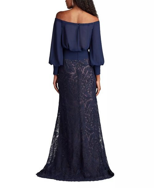 Robe de bal trompette complexe avec épaules dénudées, manches bouffantes, fermeture éclair au dos et traîne, à vendre