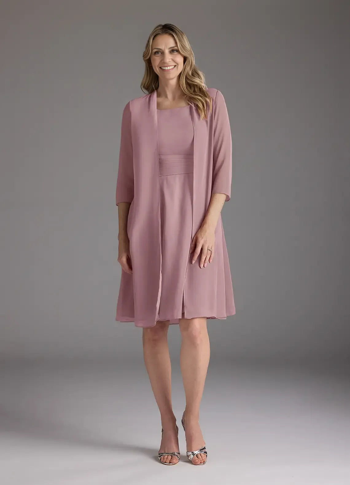 Dress Dusty Rose A-Line Scoop Pleated Dress Knee-Length Three-Quarter Sleeve Scoop Neck Back Zip Two-Piece Mother of the Bride Dress