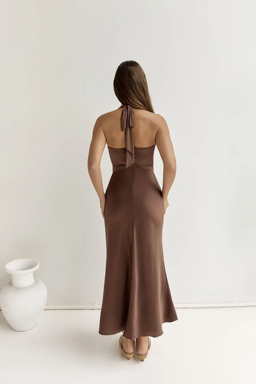 Robe de bal de luxe sirène dos nu sans manches à nouer dans le dos, longueur ras du sol