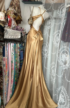 Luxurious Mermaid Halter Sleeveless Open Back Floor-Length Banquet Dress