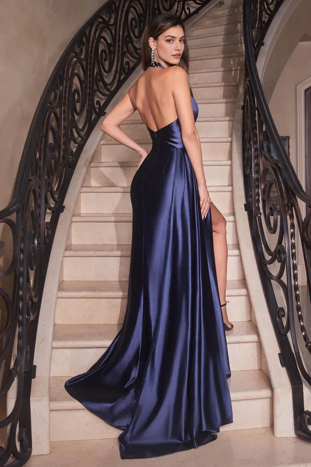 Luxurious Sheath Halter Neck Sleeveless Open Back Train Length Prom Dress