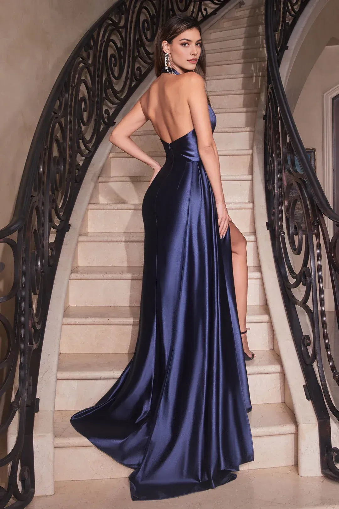 Luxurious Sheath Halter Neck Sleeveless Open Back Train Length Prom Dress
