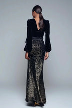 Luxurious Mermaid/Trumpet V-Neck Long Sleeves Sequins Floor-Length Prom Dress