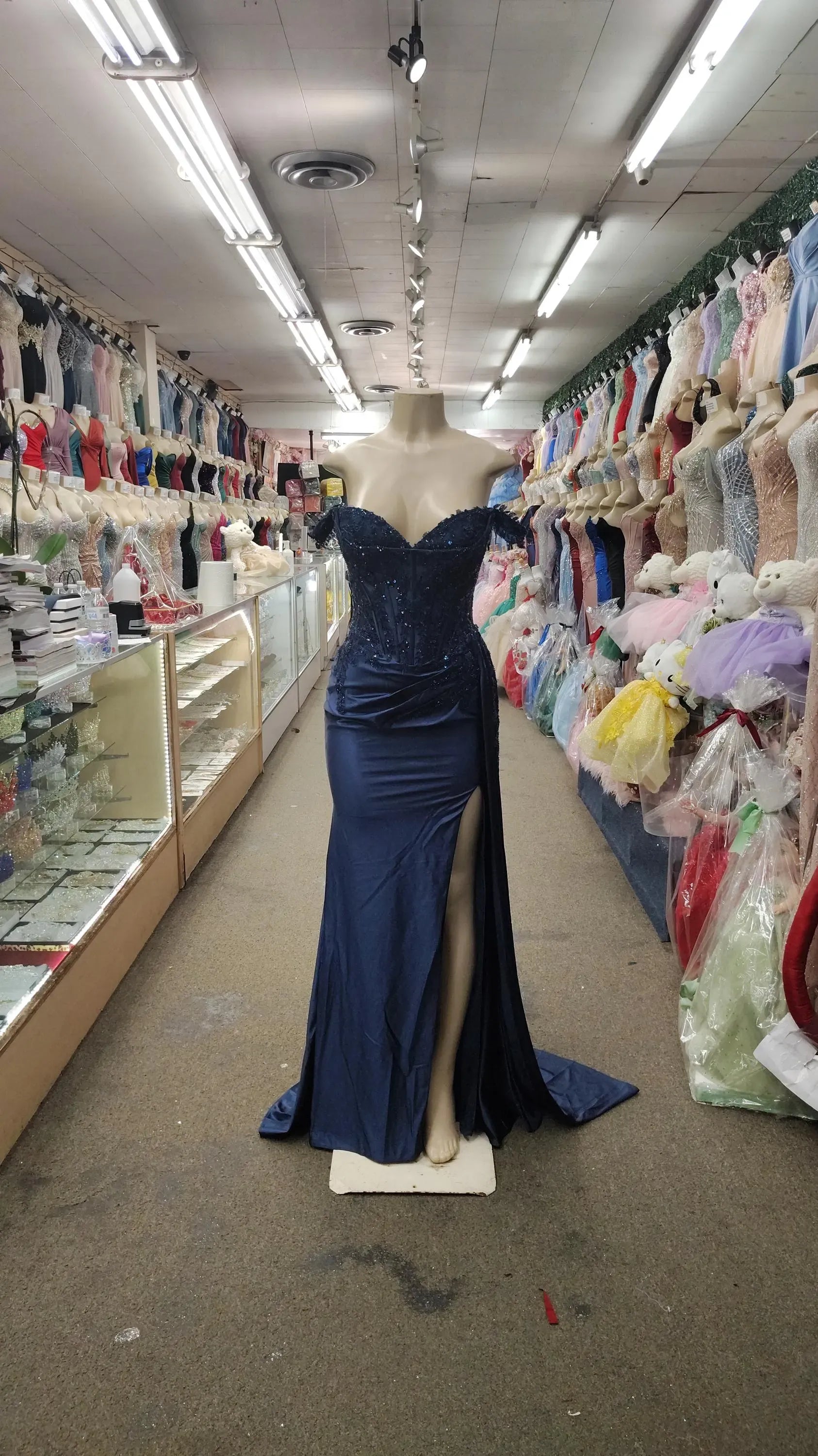 Mermaid Prom Dress With Beaded Corset Bodice Off Shoulder Satin Burgundy Gown For Prom Night