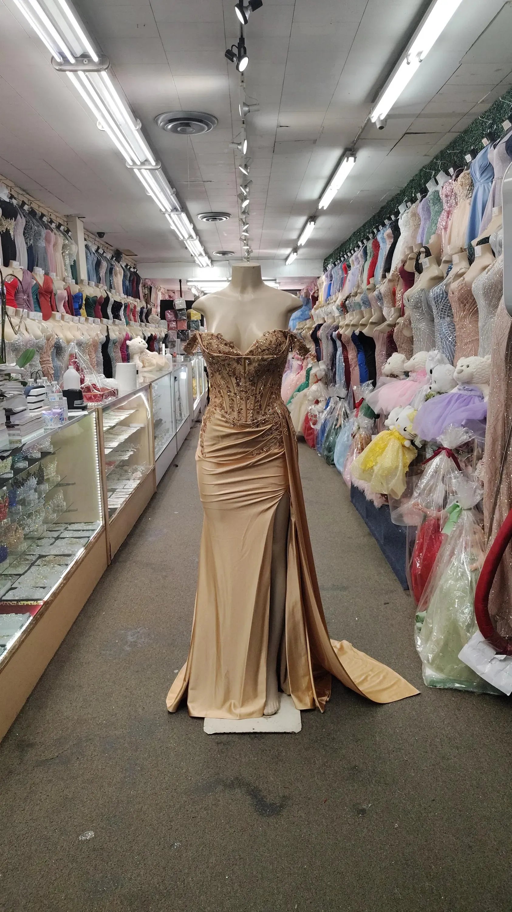 Mermaid Prom Dress With Beaded Corset Bodice Off Shoulder Satin Burgundy Gown For Prom Night