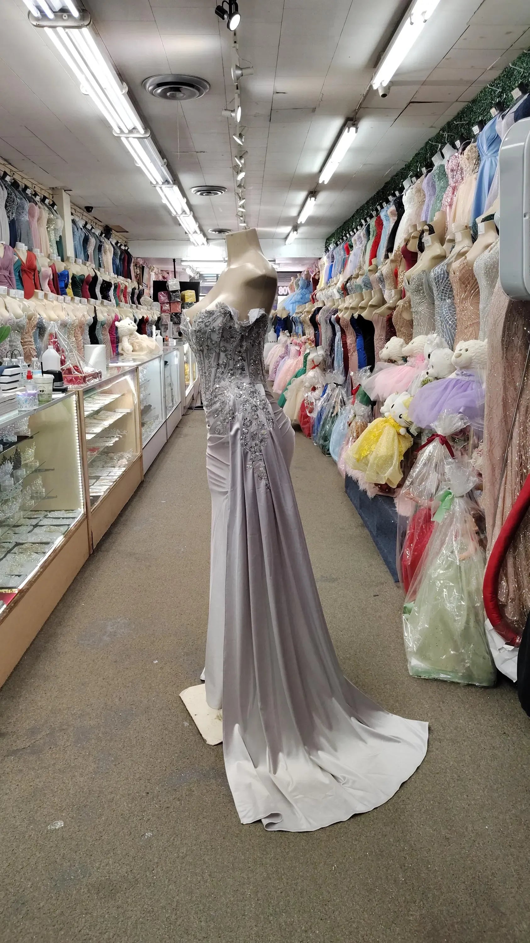 Mermaid Prom Dress With Beaded Corset Bodice Off Shoulder Satin Burgundy Gown For Prom Night