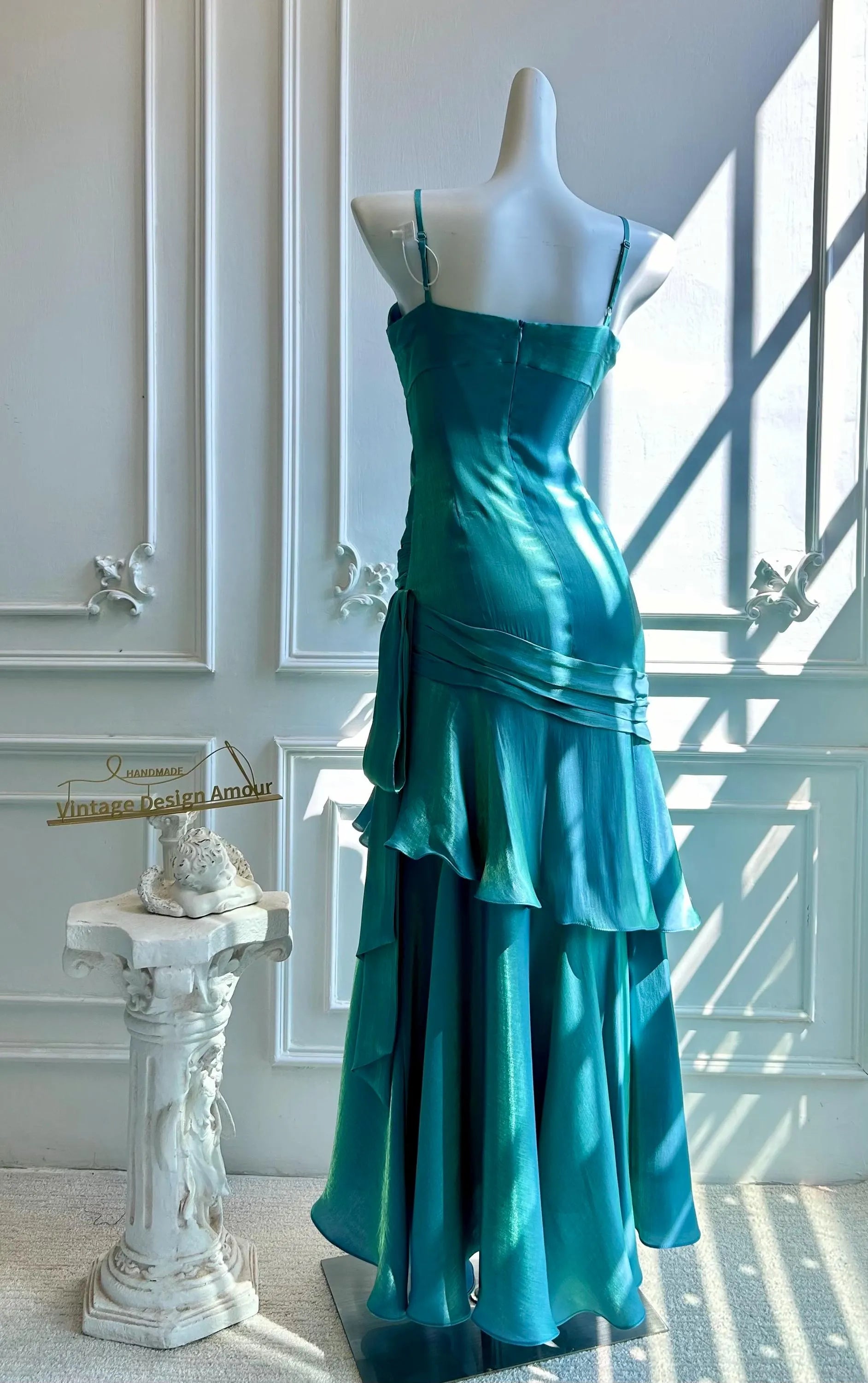 Mermaid Prom Dress Teal Beaded Ruched Spaghetti Straps With Ruffled Floor Length Skirt For Elegant Debutante Gowns