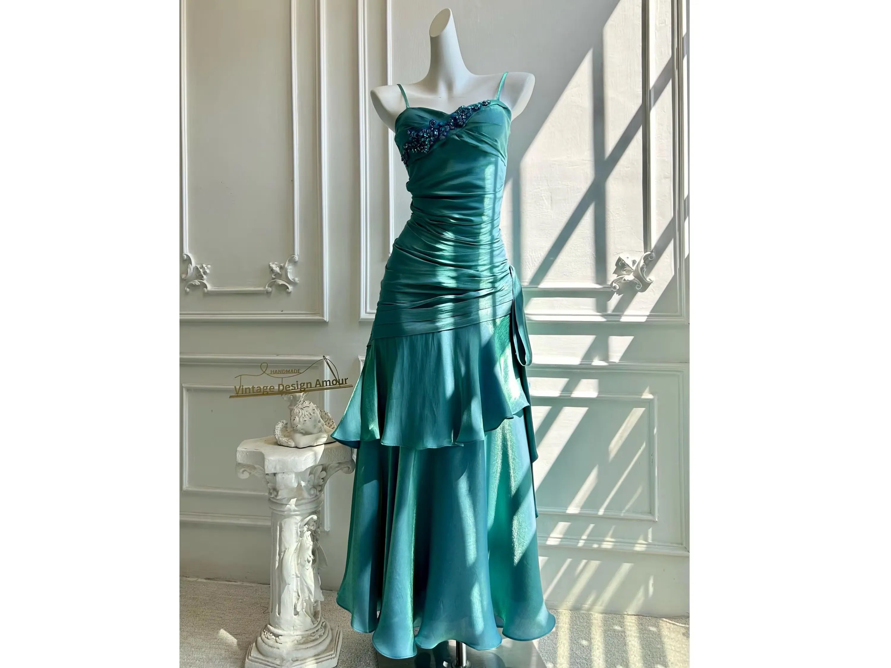 Mermaid Prom Dress Teal Beaded Ruched Spaghetti Straps With Ruffled Floor Length Skirt For Elegant Debutante Gowns