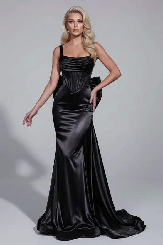 Showstopping Mermaid Prom Dress With Square Neck Corset Bodice Satin Bow And Train For Prom Night