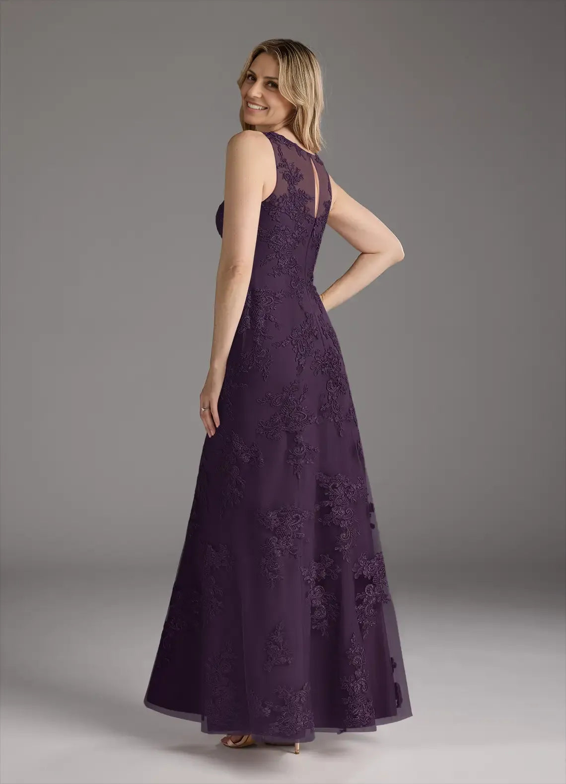 Plum Dress Elegant Mermaid Vintage Dress Floor-Length Dress Cape Sleeve Keyhole Back Mother of the Bride Dress