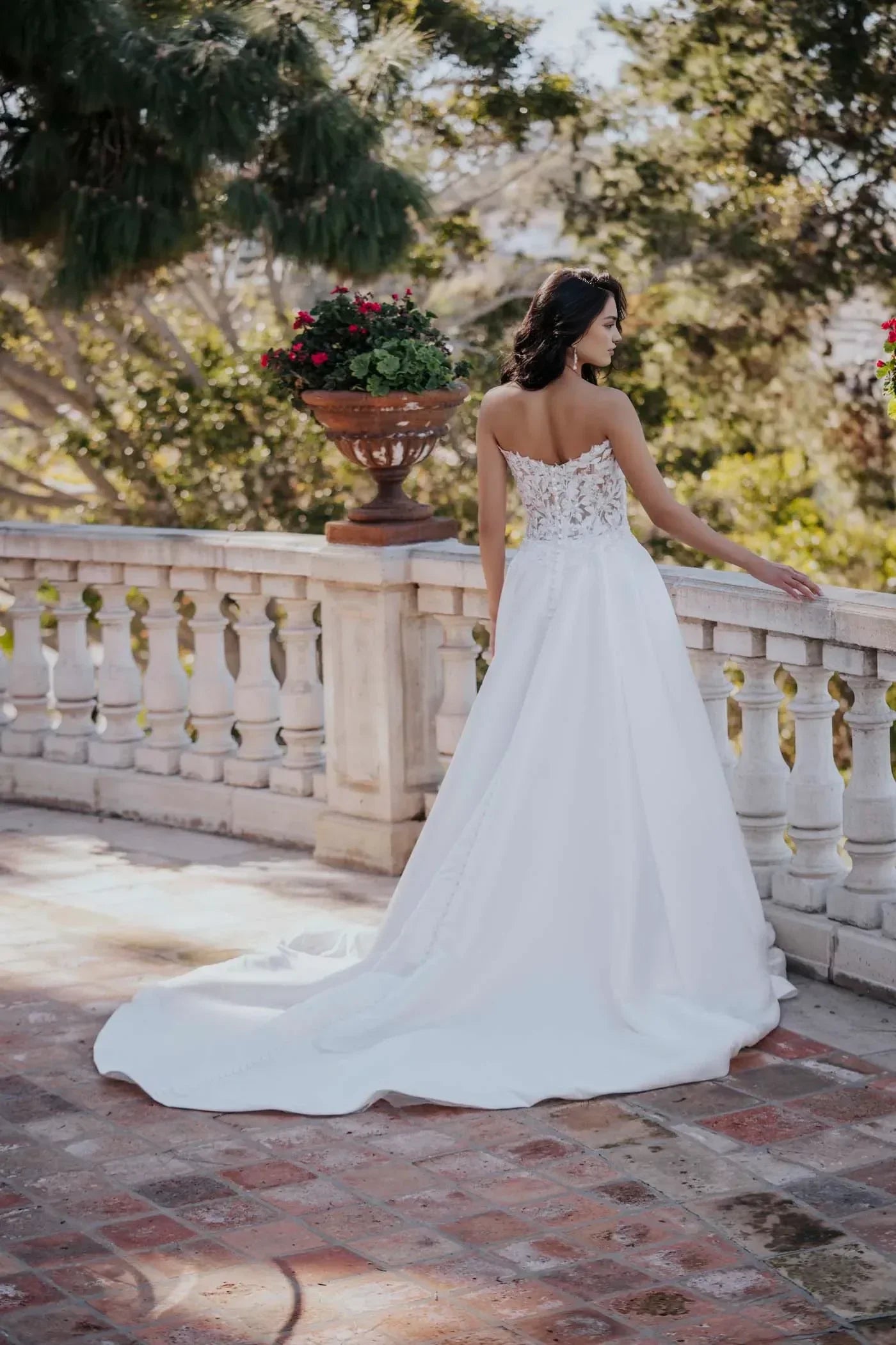Mesmerizing Ball Gown Off Shoulder Short Sleeve Lace Back Floor Length Wedding Dress