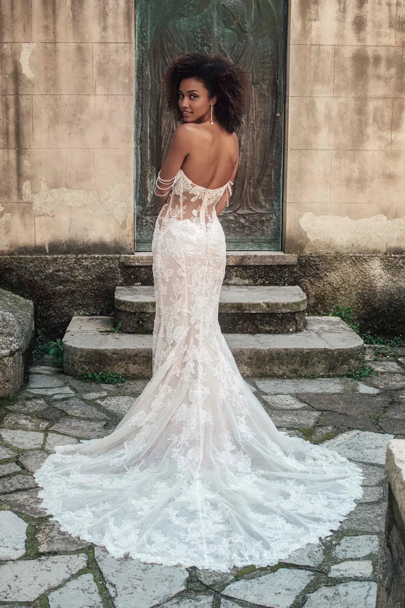 Mesmerizing Trumpet Sweetheart Neckline Beaded Strap Lace Back Floor Length Wedding Dress