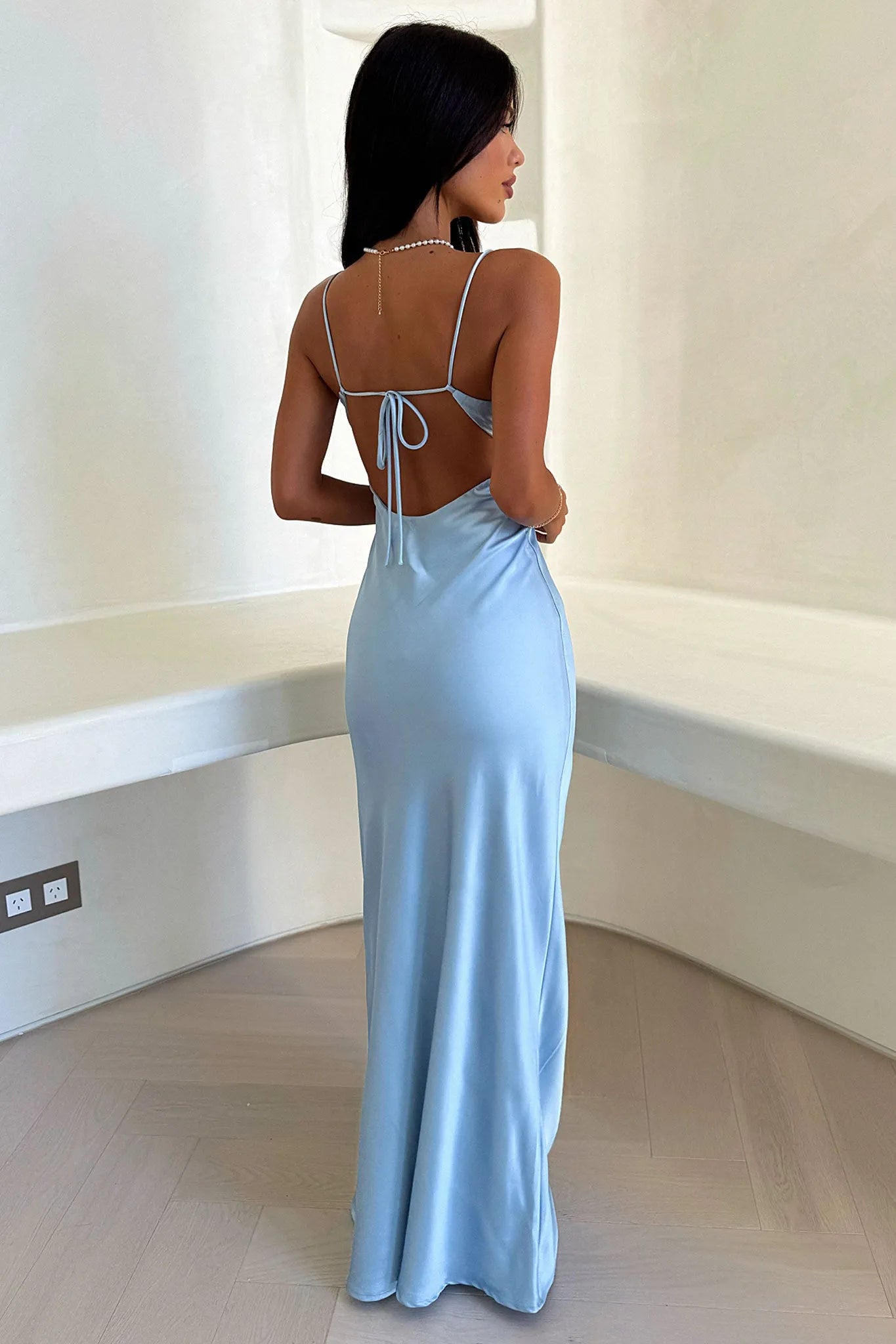 Minimalist Sheath/Column Spaghetti Straps Sleeveless Up Sweep/Brush Train Prom Dress