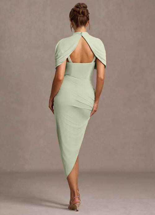 Robe de bal mi-longue pour femme, col montant, manches froncées, dos découpé, ourlet asymétrique.