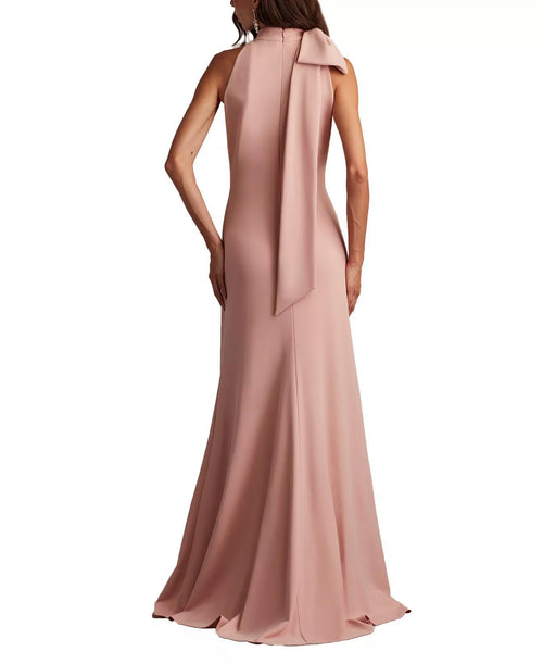 Robe de bal longue en satin lustré, sans manches, dos nu et col licou pour femme