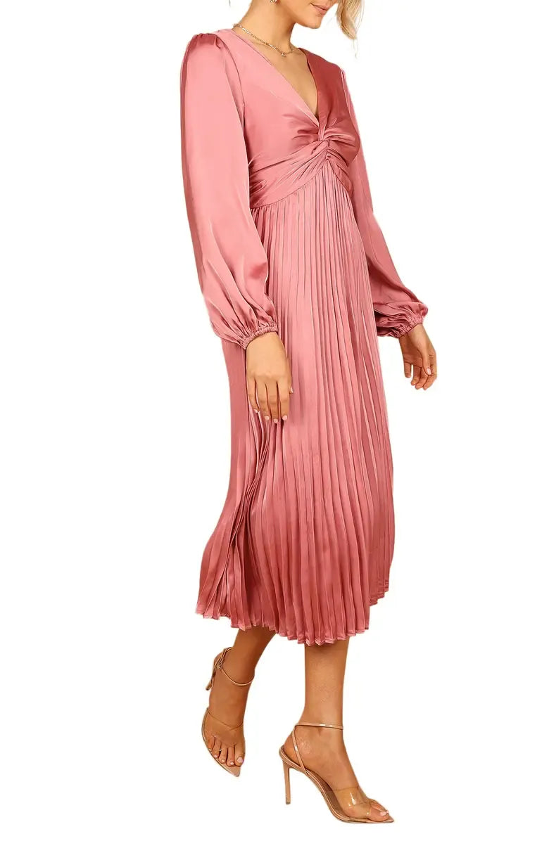A-Line V Neck Long Sleeve Tea-Length Prom Dress