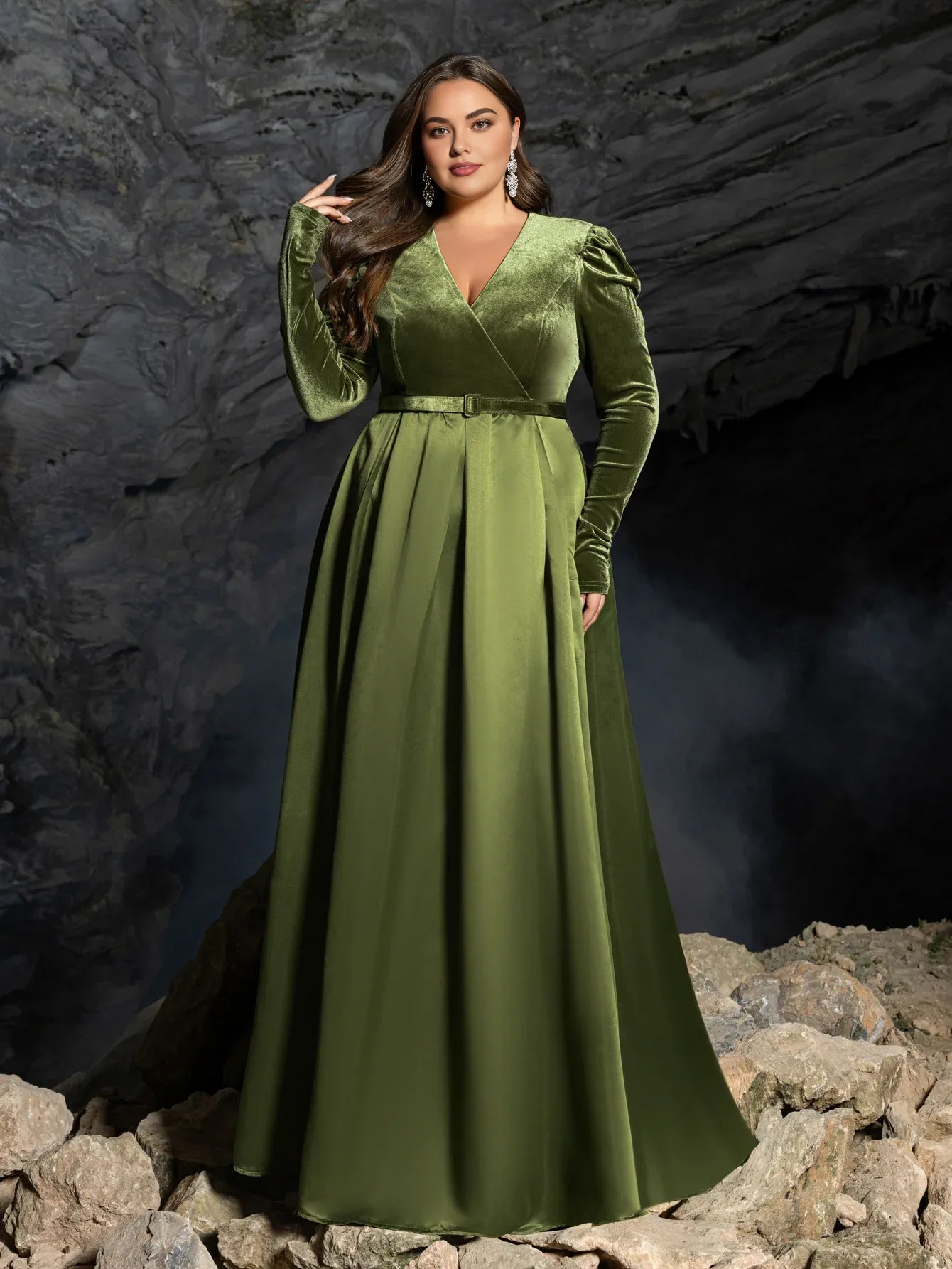 A-Line V Neck Long Sleeve Zipper Up Floor-Length Prom Dress