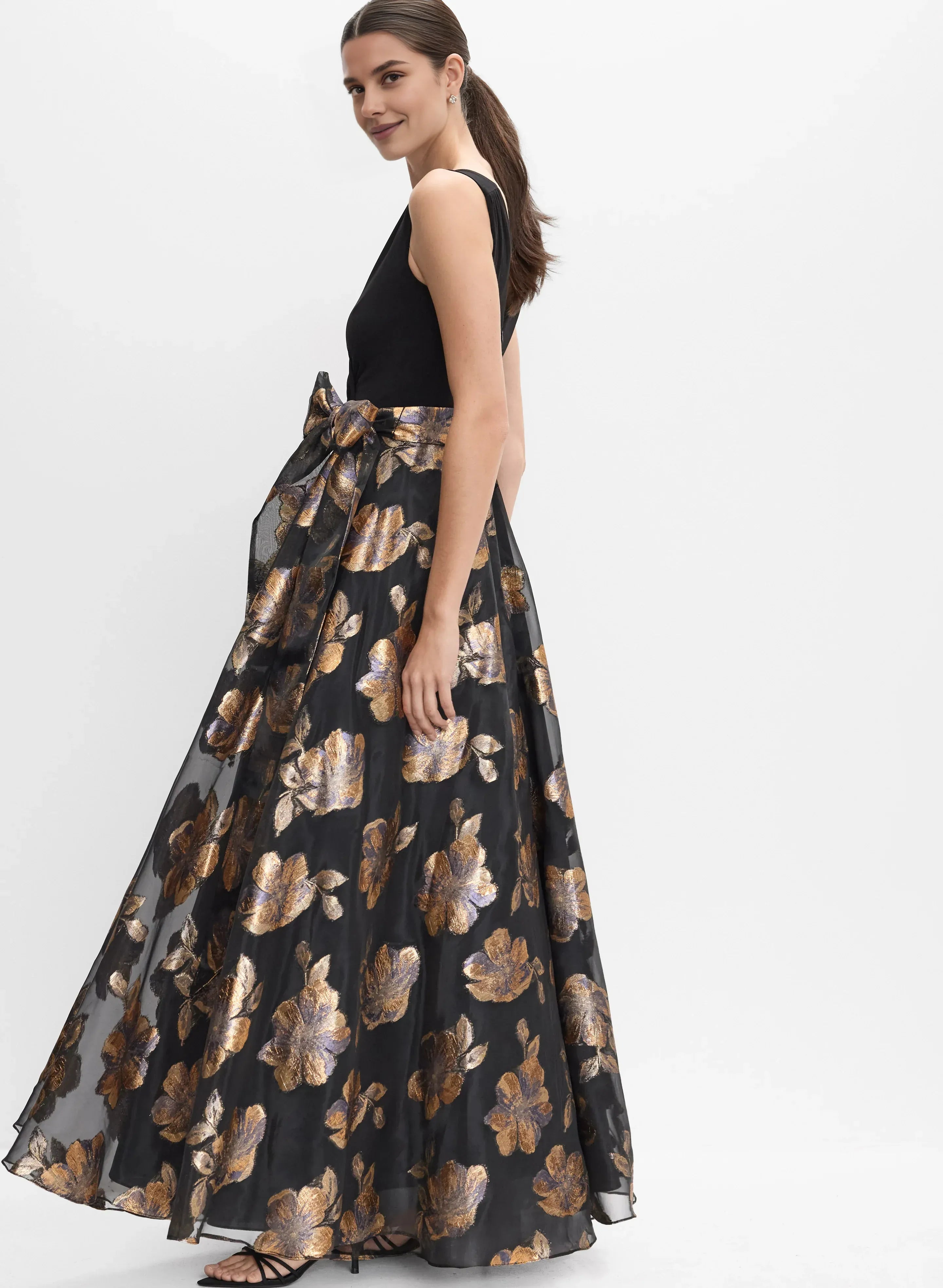 A-Line V Neck Sleeveless V Back Floor-Length Prom Dress