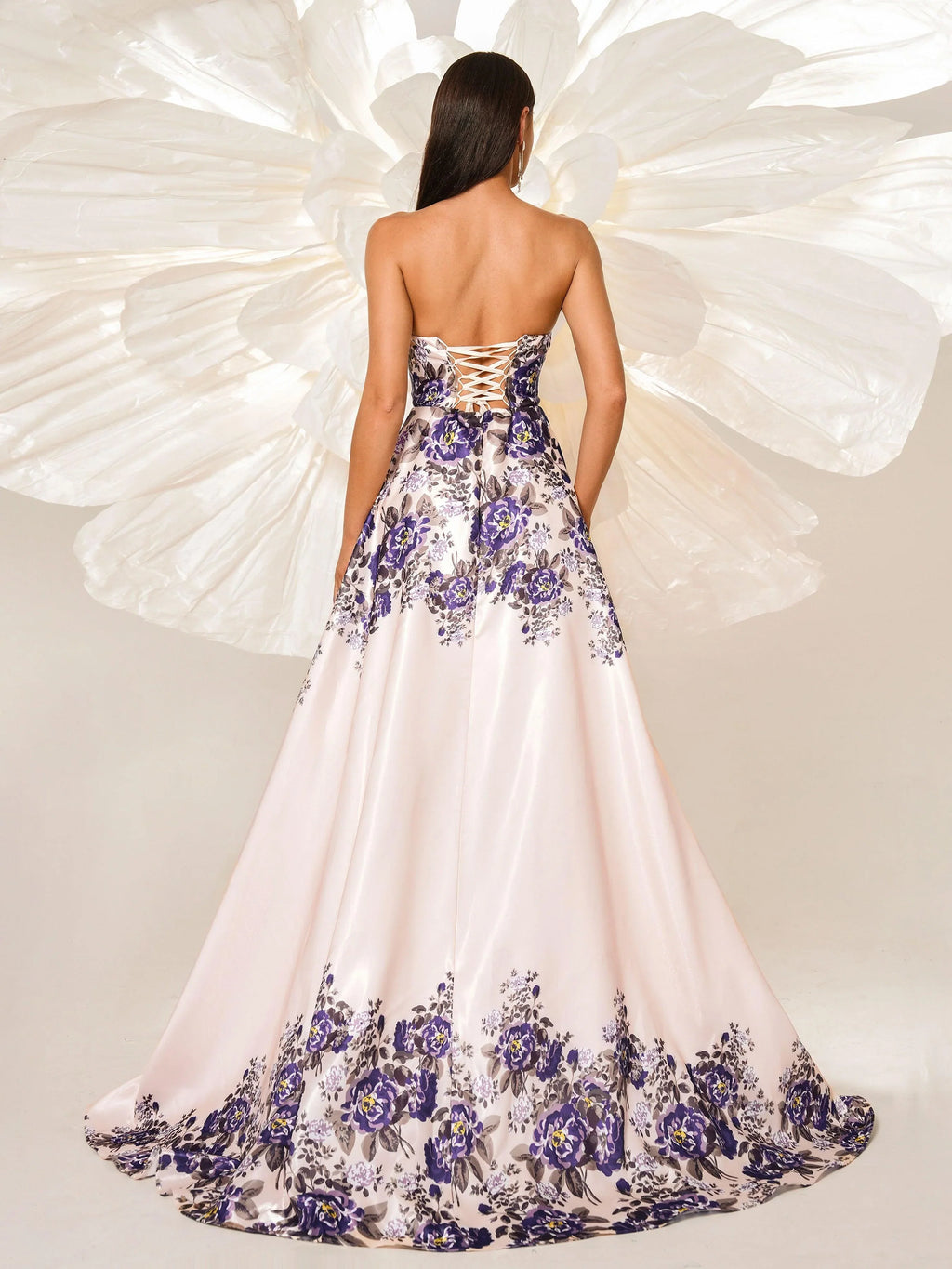 A-line Sweetheart Neck Sleeveless Up Sweep/Brush Train Prom Dress
