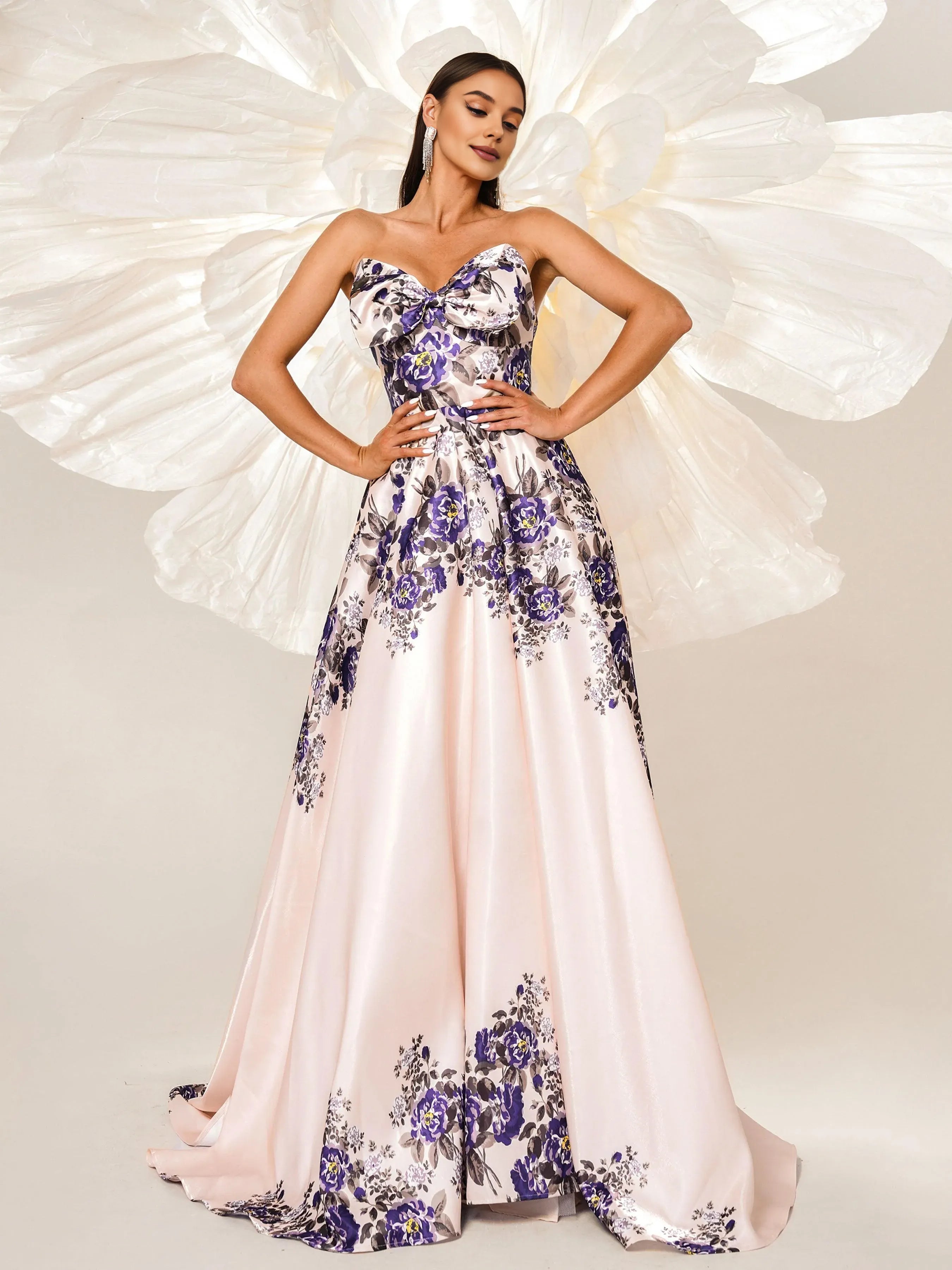 A-line Sweetheart Neck Sleeveless Up Sweep/Brush Train Prom Dress