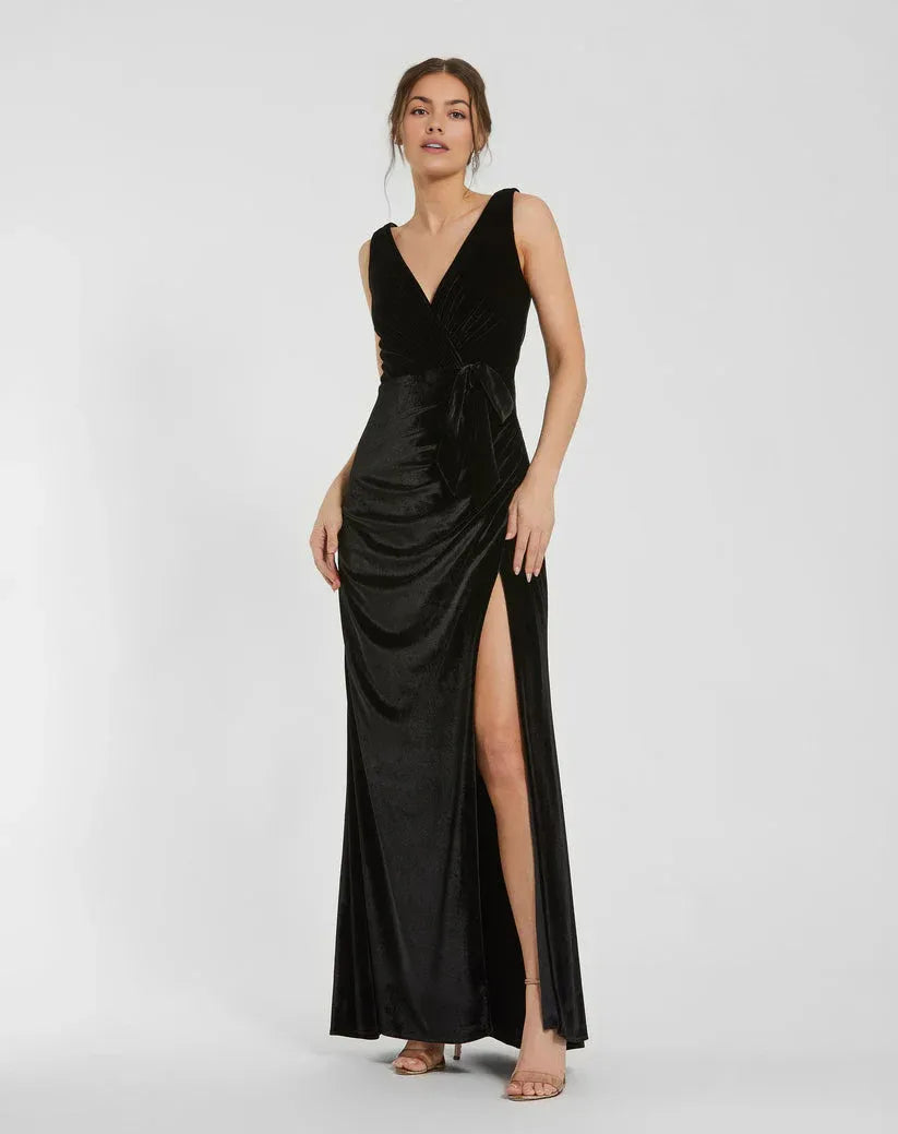 Fitted V Neck Sleeveless Floor-Length Prom Dress