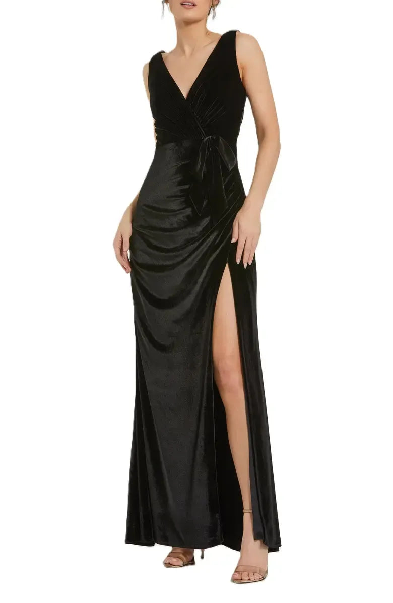 Fitted V Neck Sleeveless Floor-Length Prom Dress