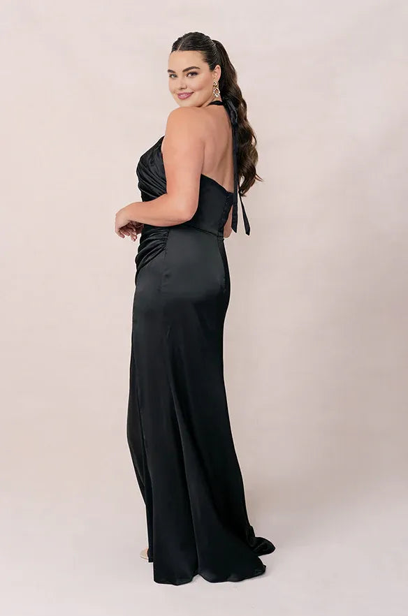 Sheath Halter Neck Sleeveless Floor-Length Plus Size Prom Dress