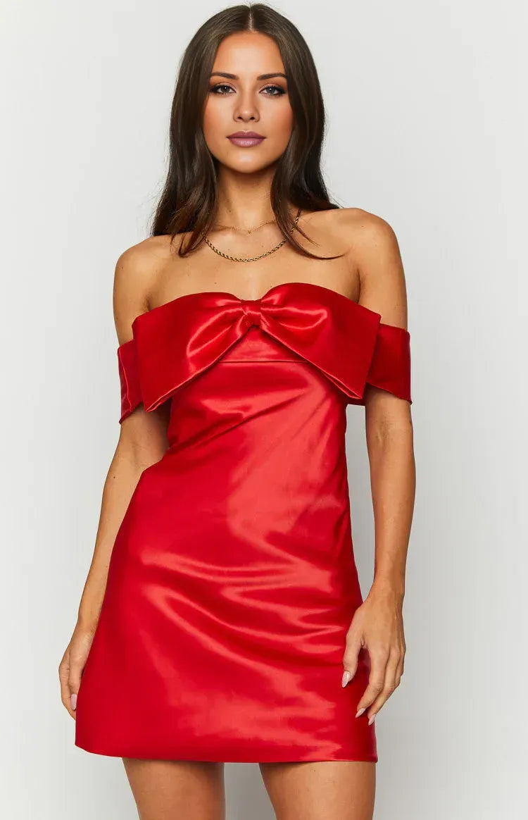 Red Off the Shoulder Sleeveless Trendy Knee-Length Homecoming Party Dresses Backless Pleats Elegant Party Dresses for Women No Slit With Bow knot