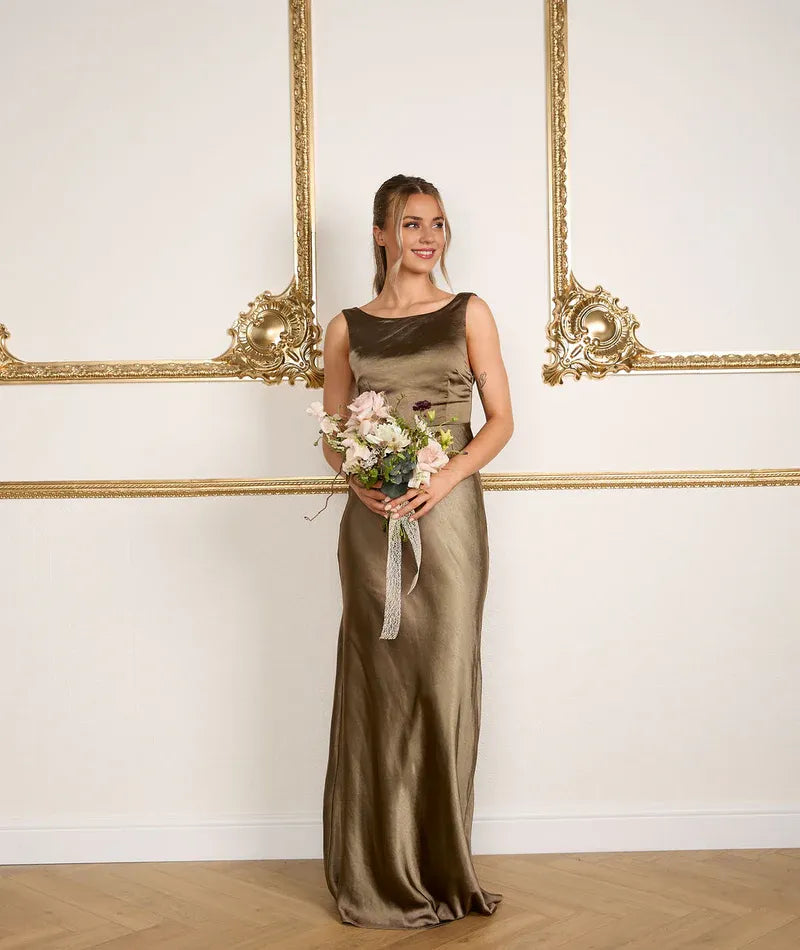 Dress Fashion Cowl Back Bridesmaid Dress Maxi Dress Solid Color Champagne Boat Neck Sleeveless Prom Dress