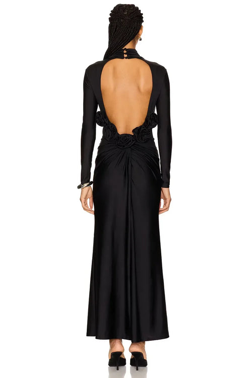 Robe de soirée longue, fourreau opulent, col montant, manches longues, dos découpé floral