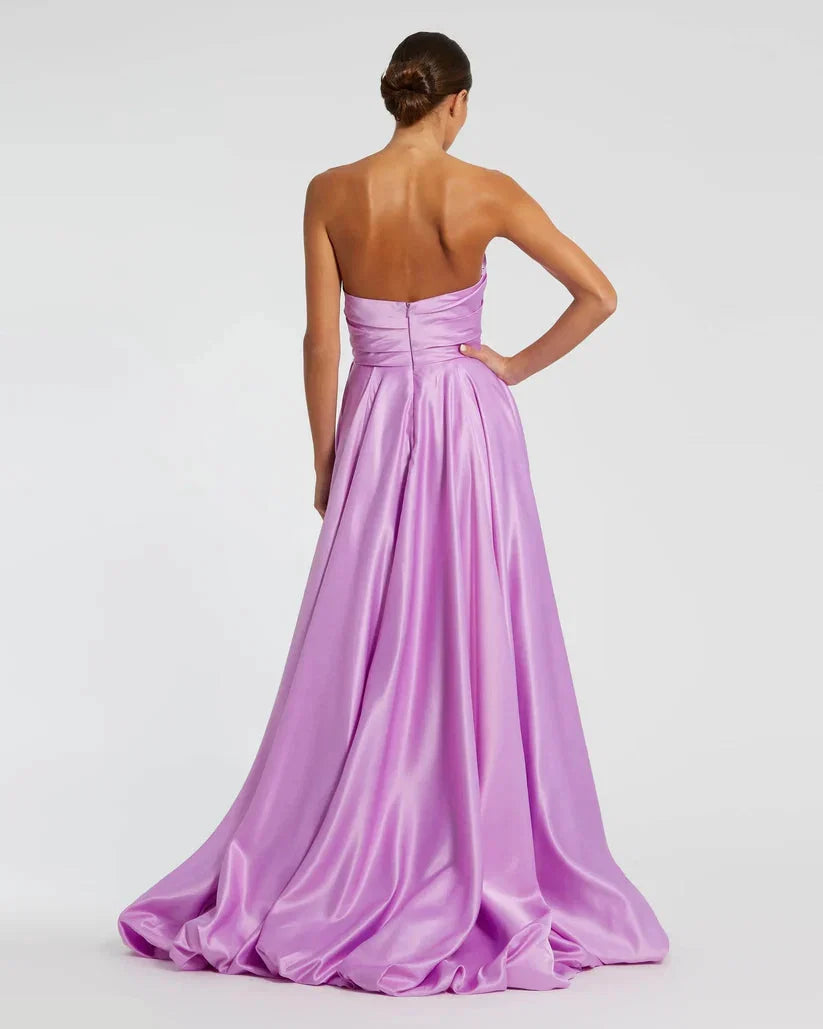 A-Line/Princess Strapless Sleeveless Zipper Up Sweep/Brush Train Prom Dress