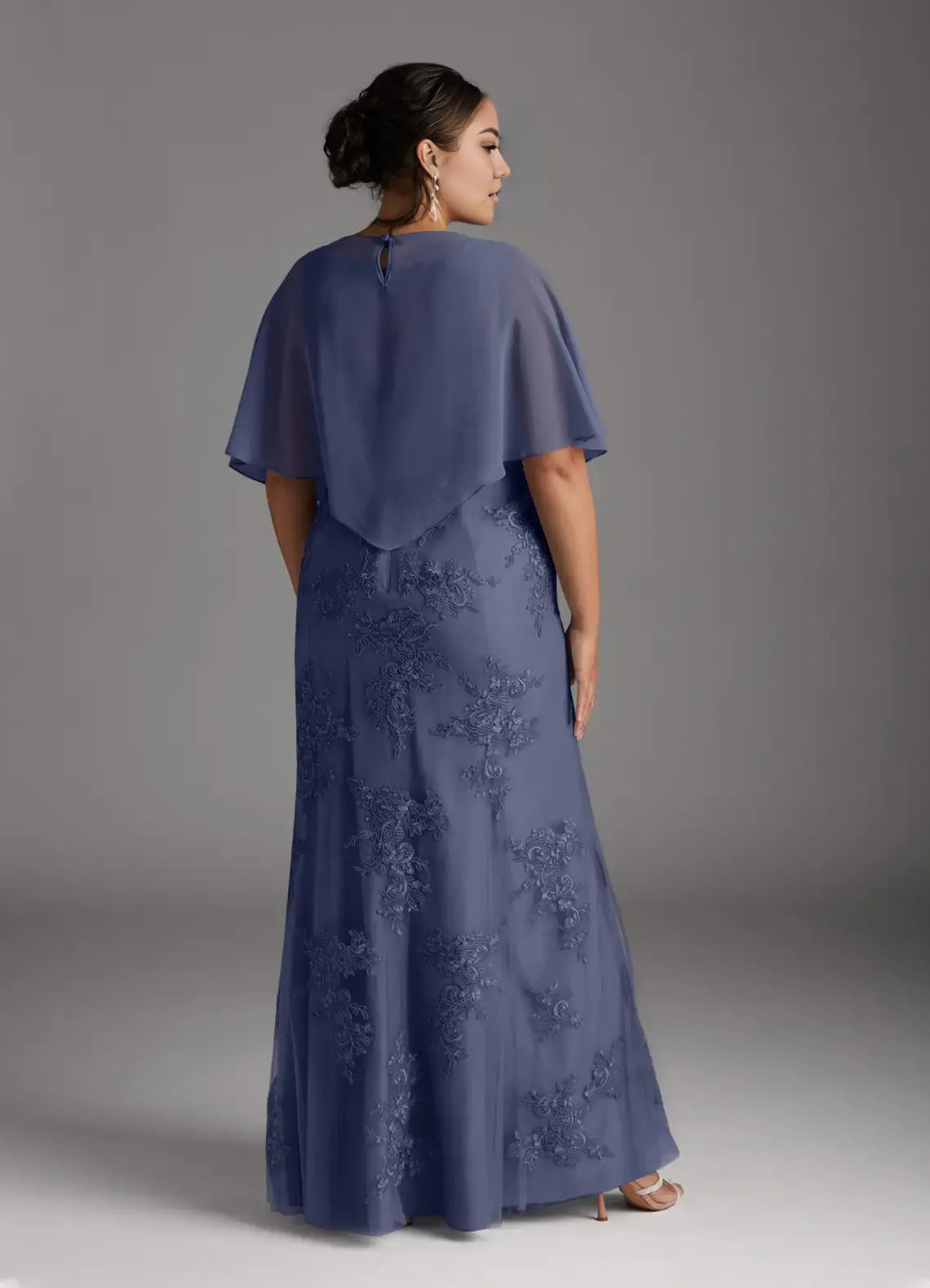 Dress Elegant Stormy Mermaid Vintage Dress Floor-Length Plus Size Mother Of The Bride Dress Cape Sleeve Keyhole Back Mother of the Bride Dress