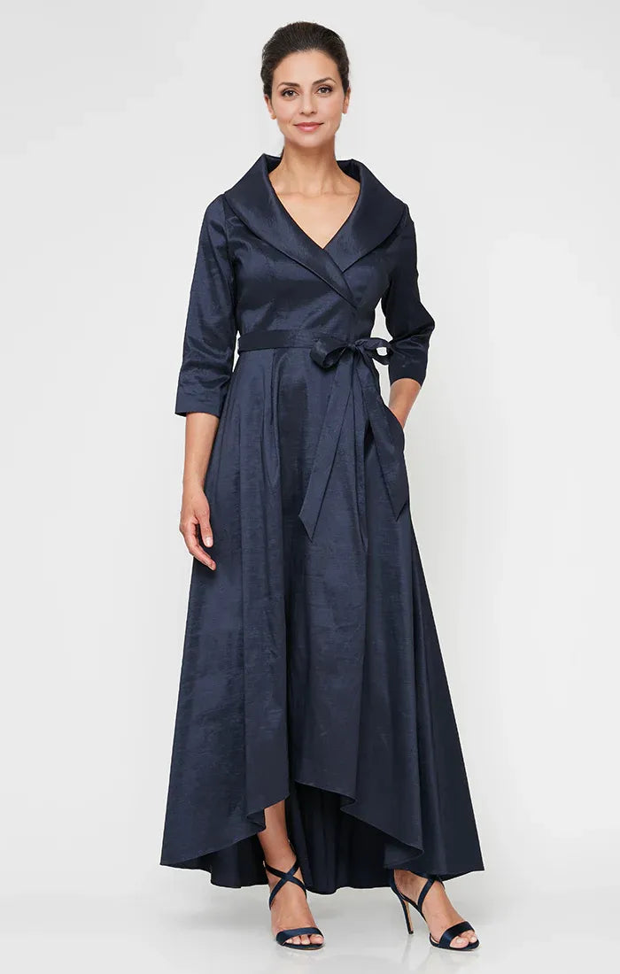 Pretty A-Line V Neck Long Sleeve Floor-Length Mother of the Bride Dress