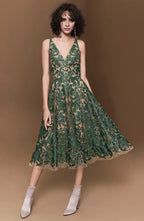 Pretty A-Line V Neck Sleeveless sequins Tea-Length Prom Dress
