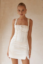 Pretty Sheath/Column Square Neck Sleeveless Short-Mini Homecoming Dress