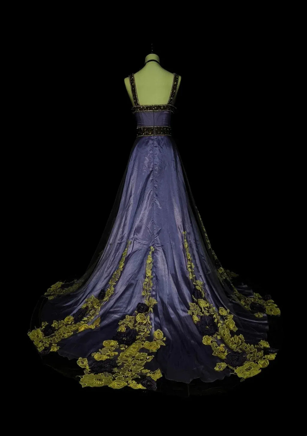 Regal A-Line Sweetheart Spaghetti Strap Zip Back Floor-Length Gala Dress