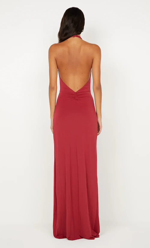 Robe de bal longue en satin riche avec dos nu et décolleté licou