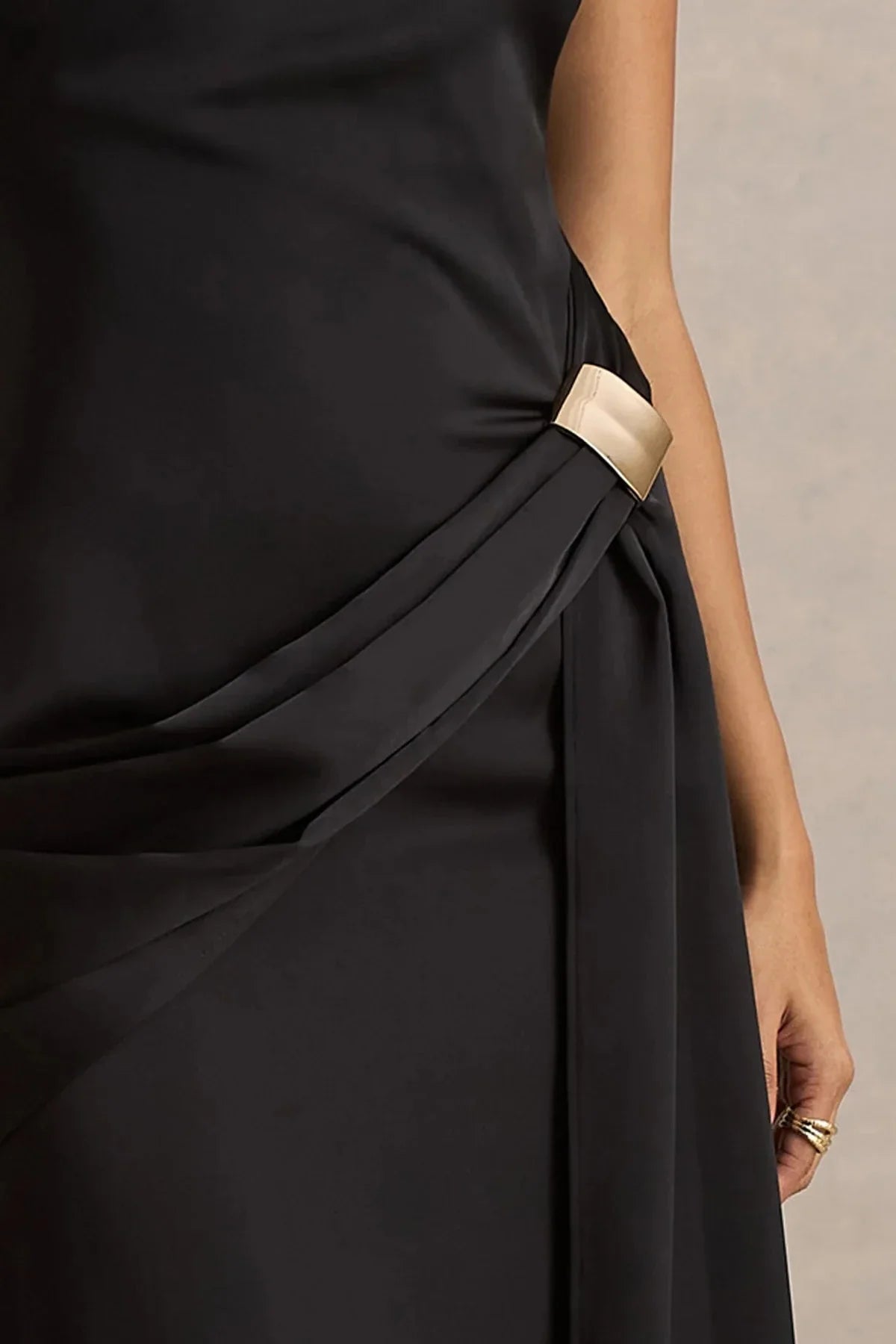 Riveting Sheath Boat Neck Cap Sleeve Draped Side Metal Accent Floor Length Evening Dress