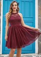 Burgundy Romantic A-Line Halter Sleeveless Knee-length Homecoming Dress