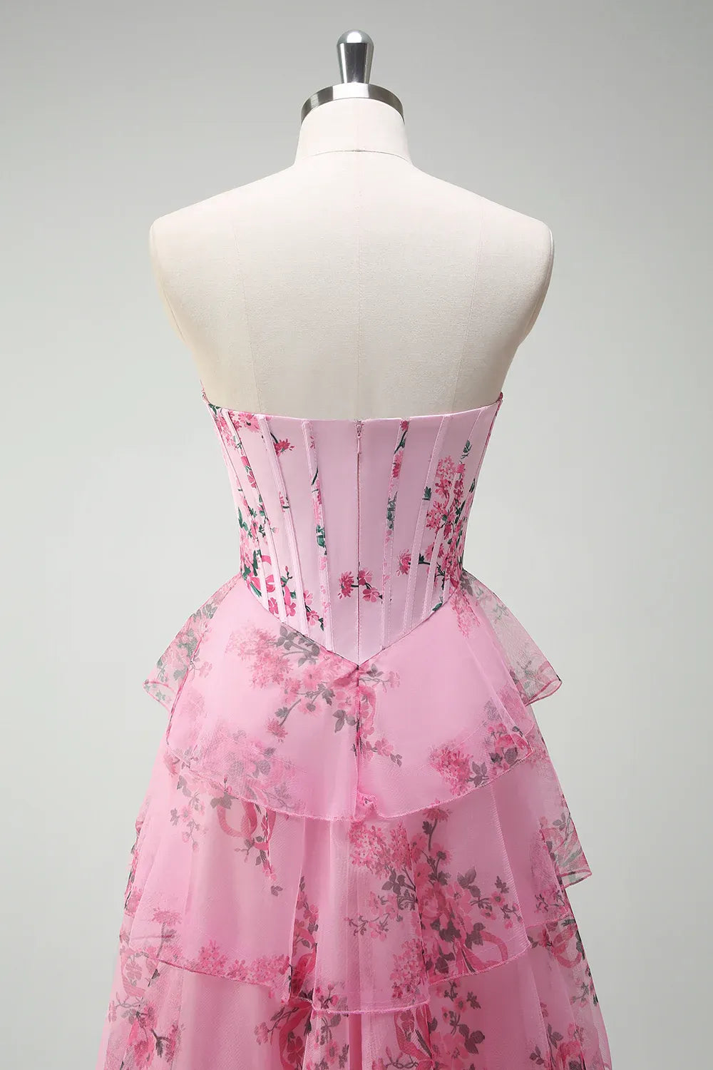 Romantic A-Line Sweetheart Sleeveless Tiered Sweep/Brush Train Evening Dress