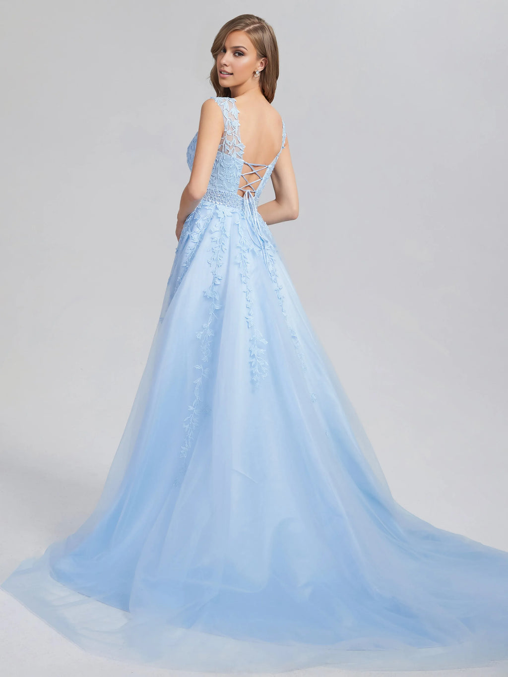 Romantic A-line Bateau Neck Sleeveless up Chapel Train Prom Dress