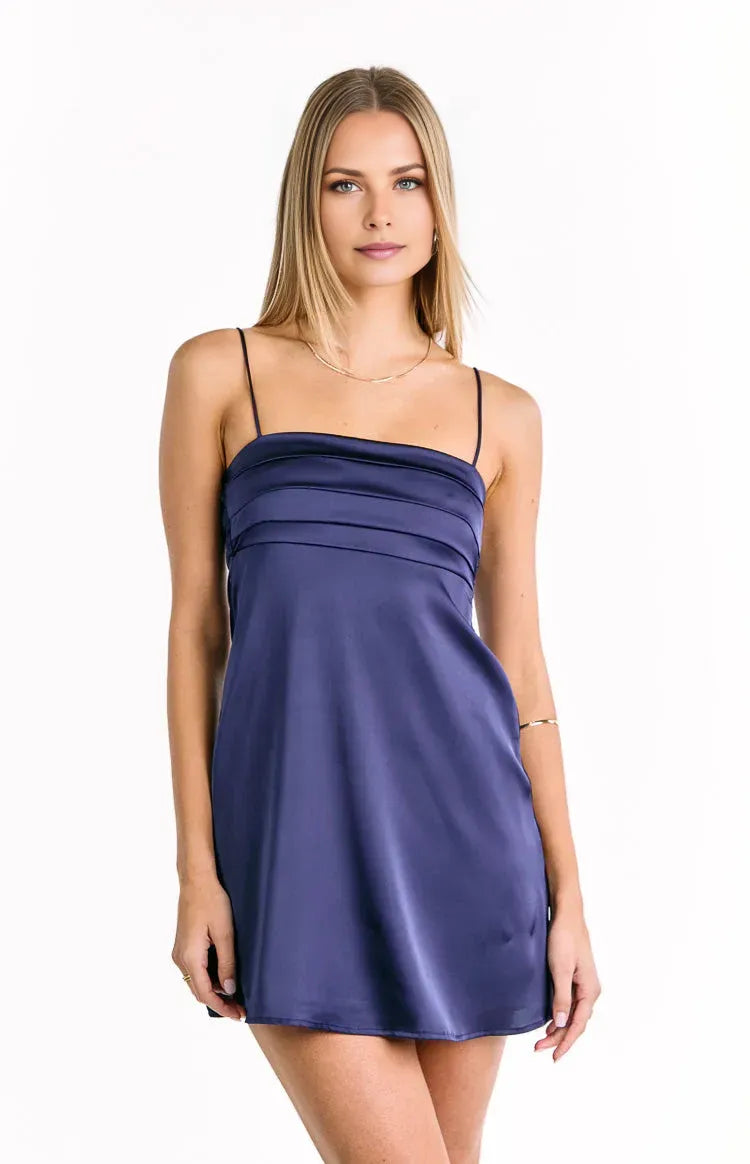 Spaghetti Straps Short Graduation Homecoming Dresses Backless Sleeveless No Slit Sexy Knee Length Cocktail Dresses