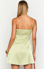Spaghetti Straps Short Graduation Homecoming Dresses Backless Sleeveless No Slit Sexy Knee Length Cocktail Dresses